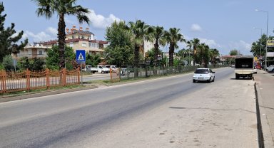 Otomobilin çarptığı bisikletli çocuk yaralandı