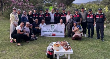 Jandarmaya yıl dönümü sürprizi