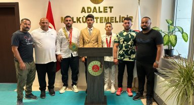 Başsavcı Özel, Çilenker kardeşleri makamında kabul etti
