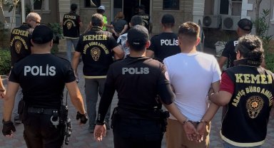 Kemer'de zehir tacirlerine operasyon; 3 tutuklama