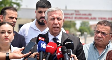 Mansur Yavaş, cezaevindeki Muhittin Böcek'i ziyaret etti