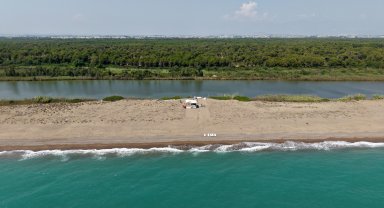 Arkası nehir, önü deniz manzaralı 'sahilkondu'
