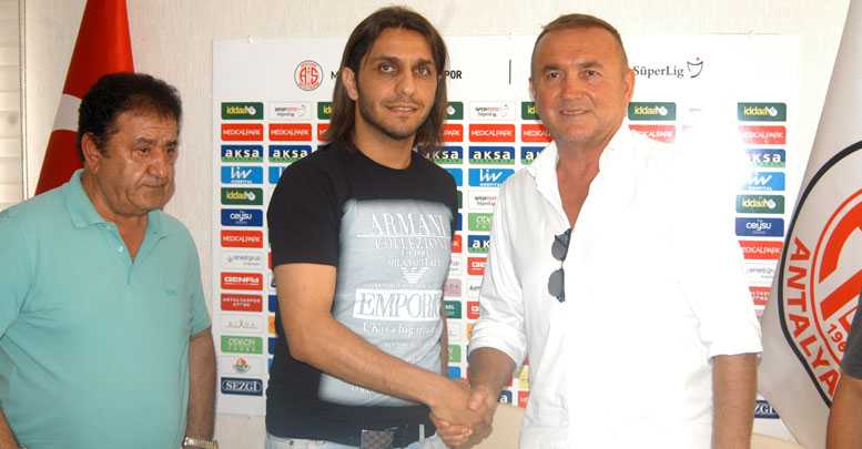 Adem Antalyaspor’da