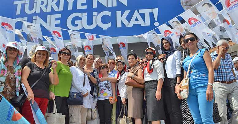 AK kadınlar boş durmuyor