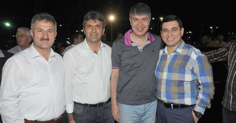 AK Partililer iftarda buluştu