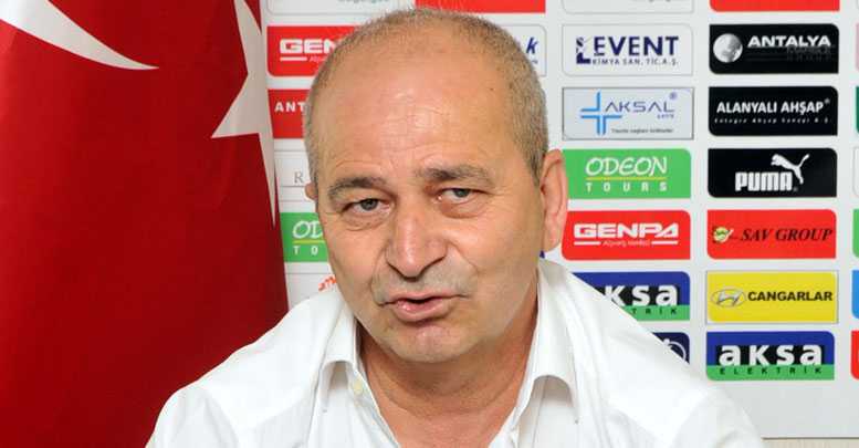 Akrep kolları sıvadı