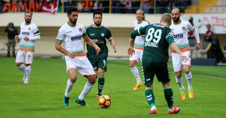 Alanya penaltı kurbanı oldu