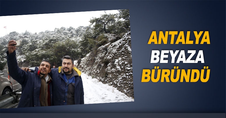 Antalya beyaza büründü