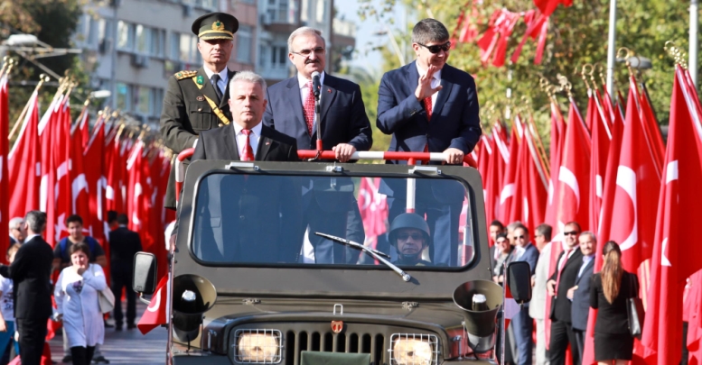 Antalya'da coşkulu kutlama