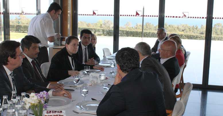 ANTALYA’DA SÜRPRİZ BULUŞMA