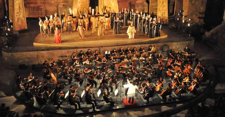 Aspendos’ta şölen başladı