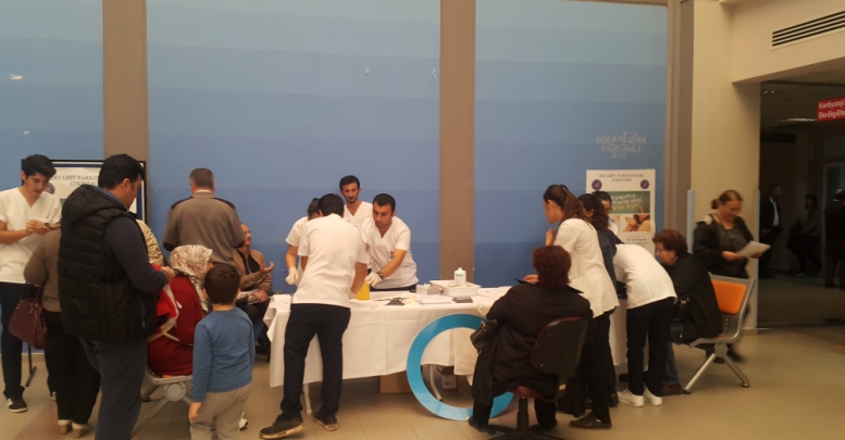 AÜ’DEN DİYABET ETKİNLİĞİ