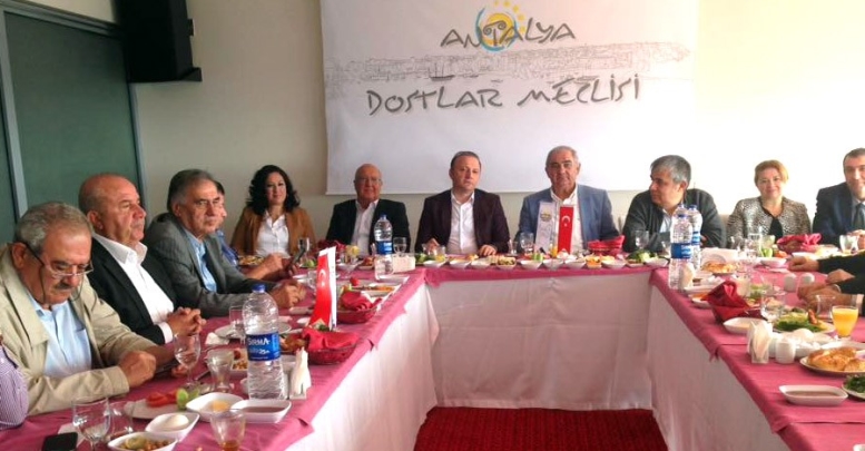 AÜ Hastanesi borç batağında