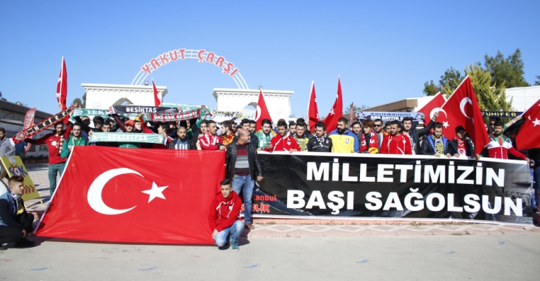AÜ taraftar gruplarından terör protestosu