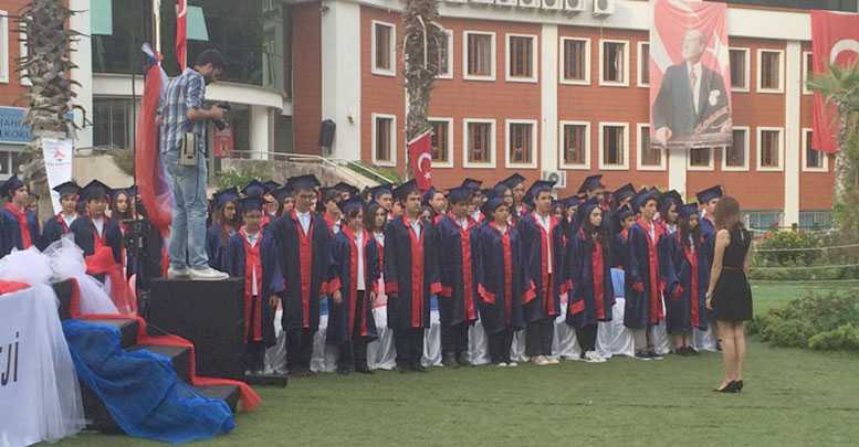 Bahçeşehir’de özel mezunlar