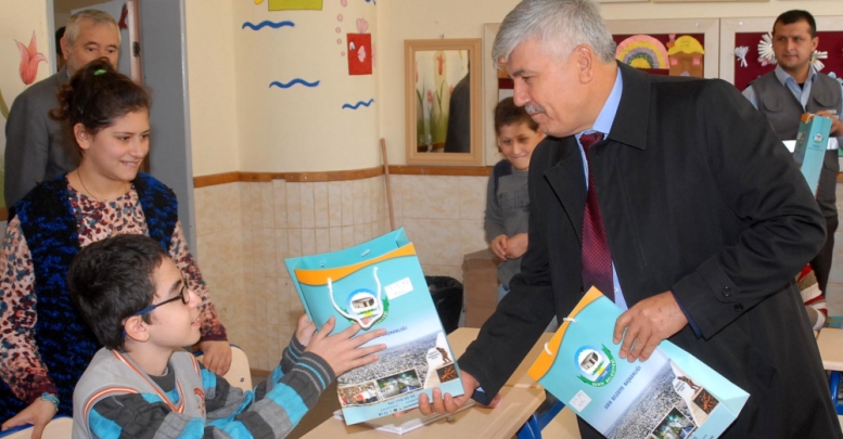 Başkan Çalık'tan öğrencilere ziyaret