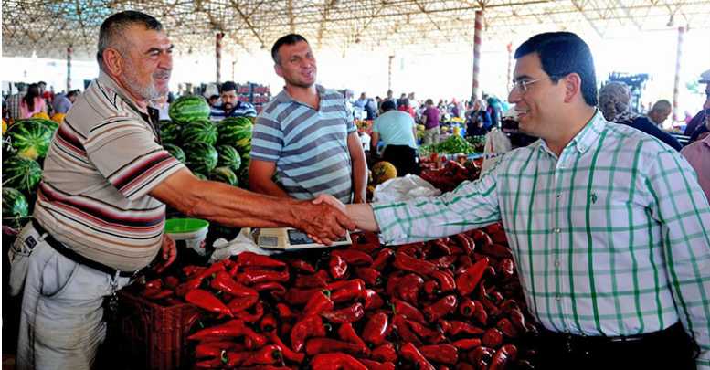 Başkan Tütüncü pazarları geziyor