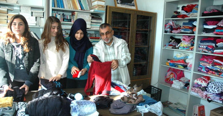 Bu kütüphane giydiriyor