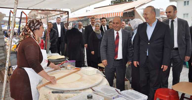 Büyük hizmetler bize nasip oldu