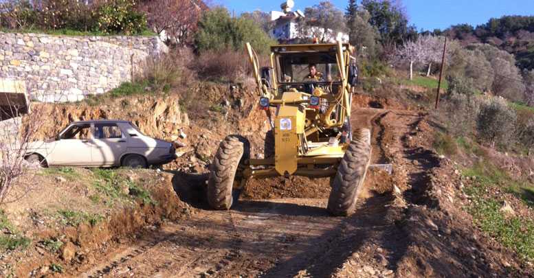 Büyükşehir’den köy yolu çalışması