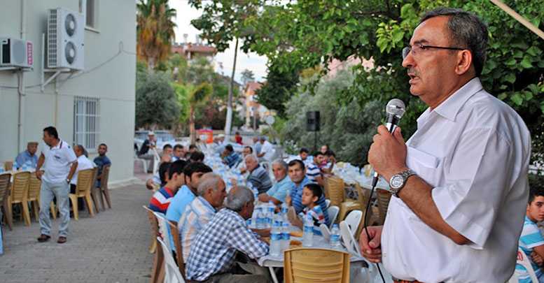 Camilerde iftar
