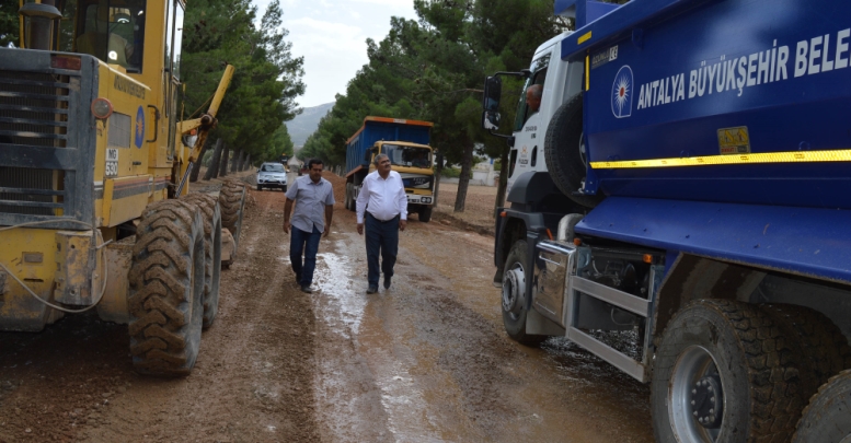 Çomaklı’da yollar yenileniyor