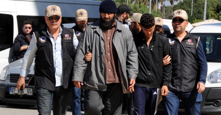 DEAŞ davasında 4 sanığa tahliye