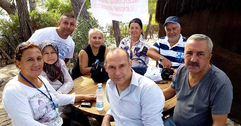 Deniz otobüsü ile Kemer’e geldiler
