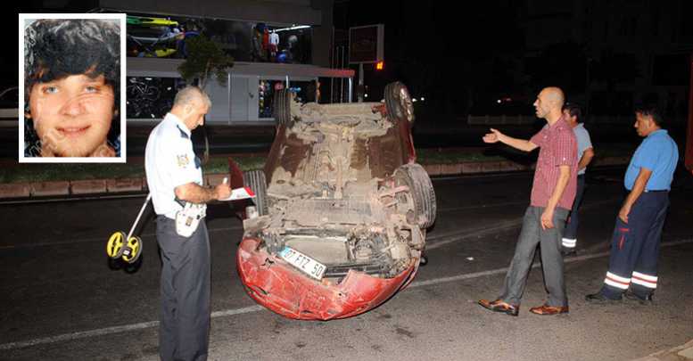 Düz yolda takla attı
