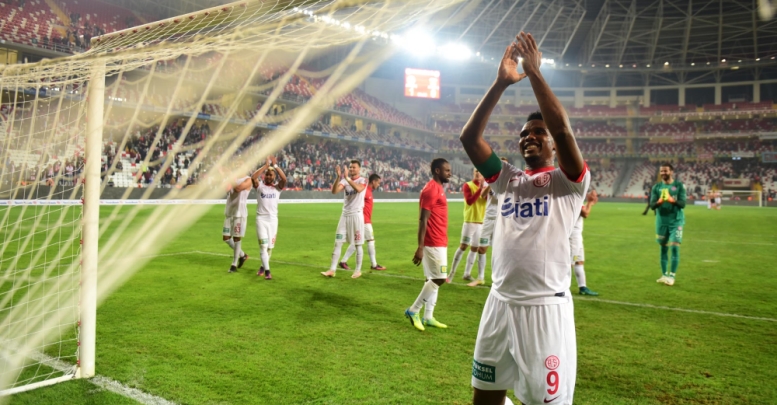 Eto'o'ya şartlı 'evet'