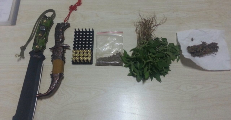 Ev değil esrar tarlası