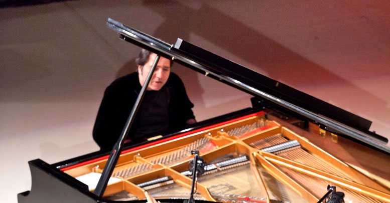 Fazıl Say'dan 'İlk Şarkılar'