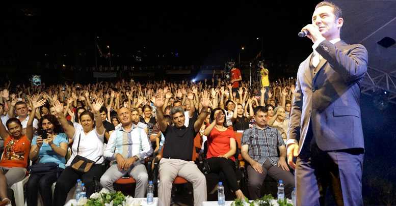 Ferhat Göçer coşturdu