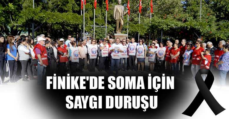 Finike'de Soma için saygı duruşu