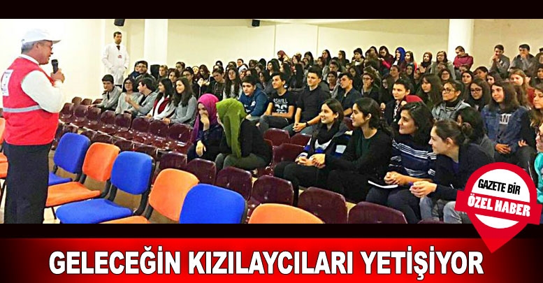 Geleceğin Kızılaycıları yetişiyor