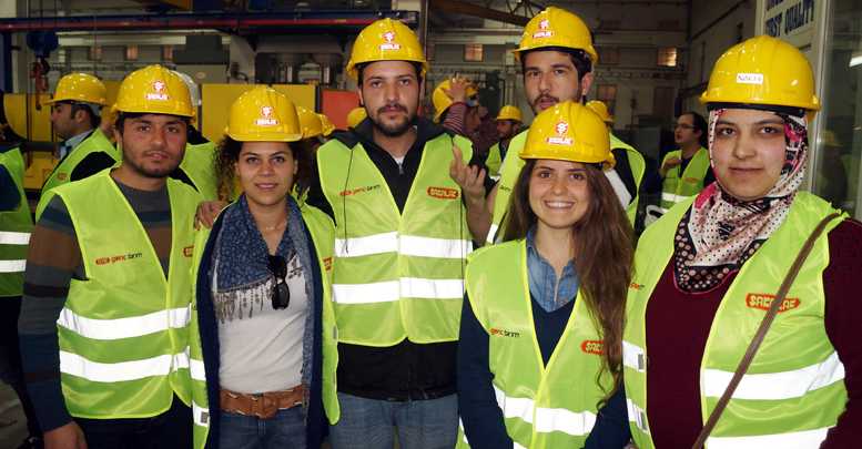 Genç mühendis adayları sahada