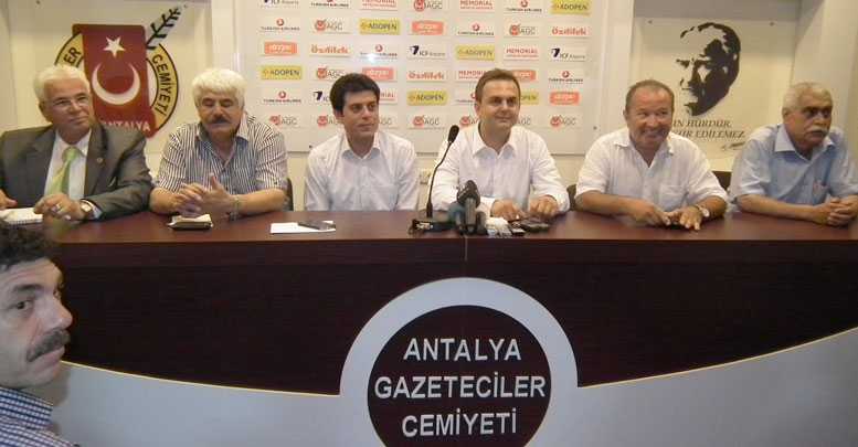 İhsanoğlu için destek çağrısı