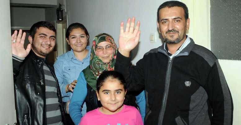 İKİ YIL SONRA EVİNDE