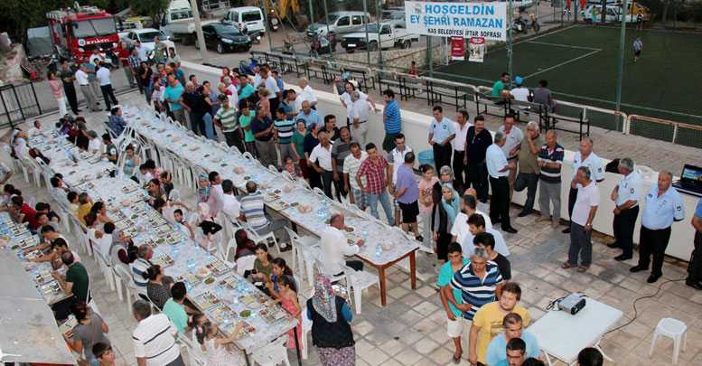 İlk iftar Kalkan’da