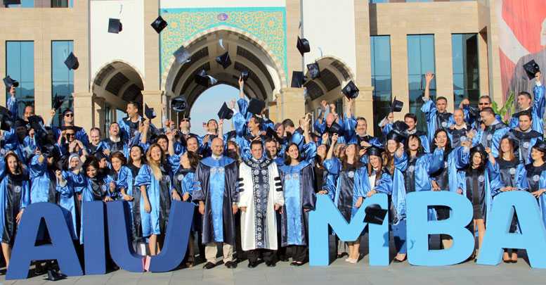 İlk MBA mezunları