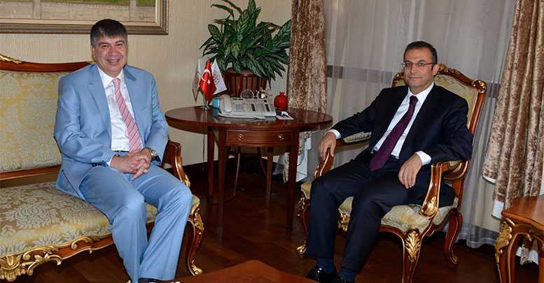 İlk ziyaret Türel’den