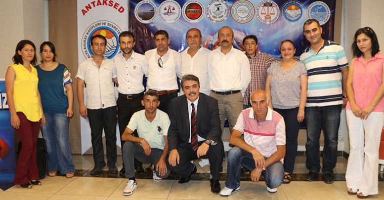 Kâtip ve sekreterler Federasyonlaşıyor