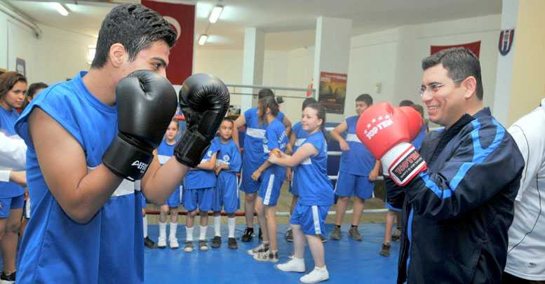 Kepez’de Yaz Spor Okulu kayıtları başladı