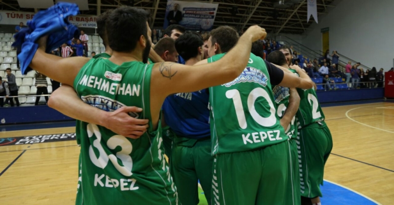 Kepez’in devleri liderlik koltuğunda