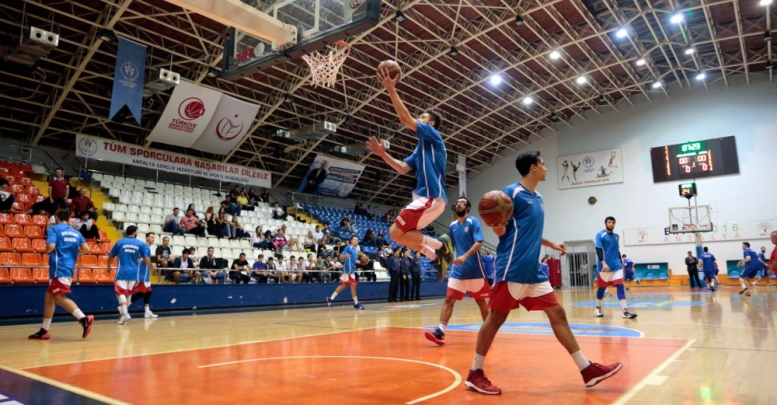 Kepez'in devleri Mersin’e karşı