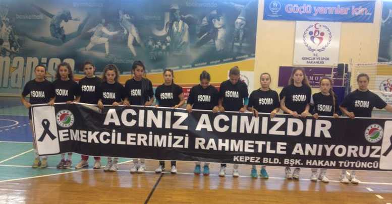 Kepez’li voleybolcular Manisa’da Soma’yı andı