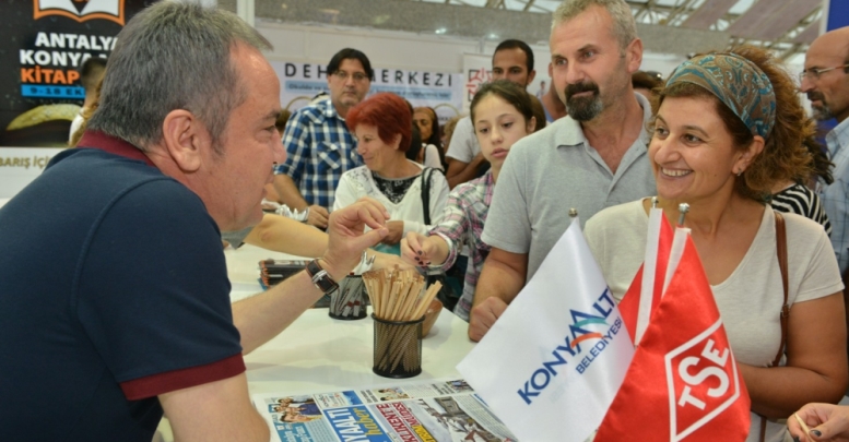 Konyaaltı Kitap Fuarı açılıyor