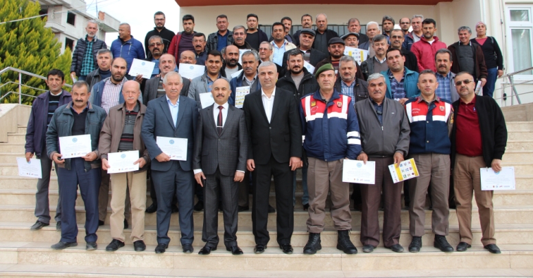 Kumluca'da servis şoförlerine eğitim verildi