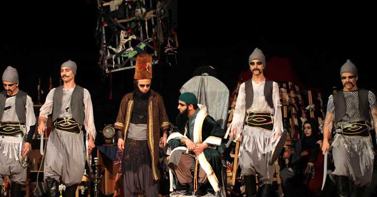 Liseler tiyatro şenliği ‘kapalı gişe’ oynuyor