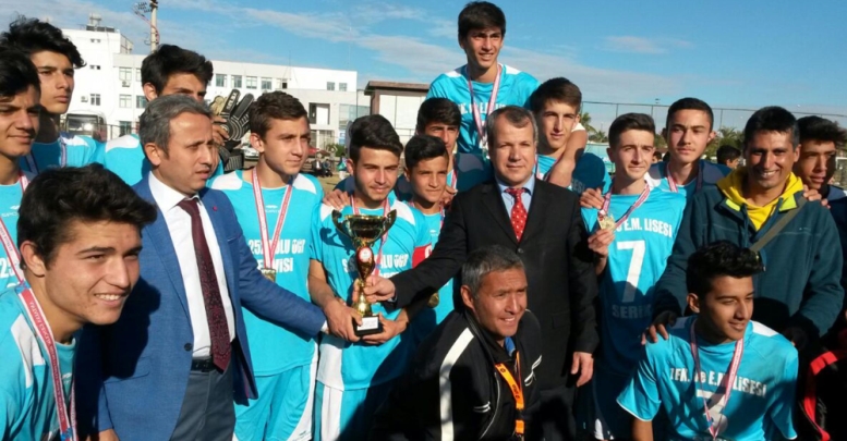 Liselerde şampiyon belli oldu